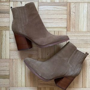 Marc Fisher faux suede tan booties - size 10M